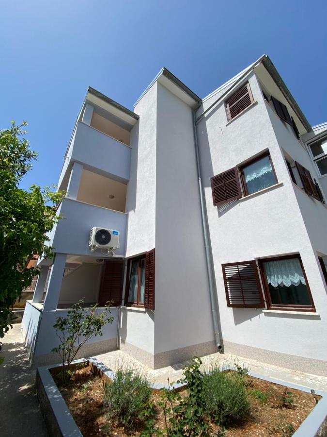 Apartments Lungomare Пула Екстер'єр фото