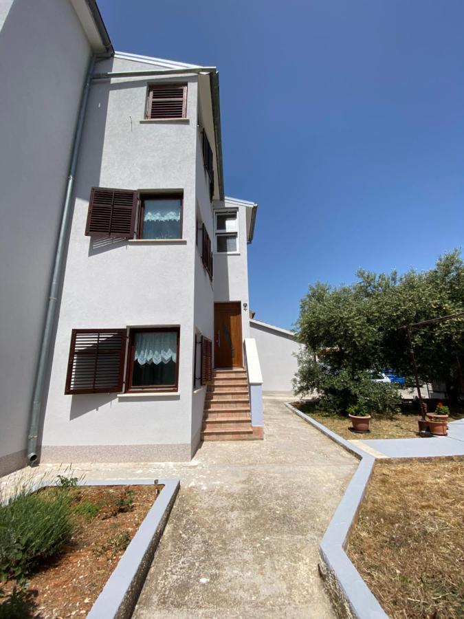 Apartments Lungomare Пула Екстер'єр фото
